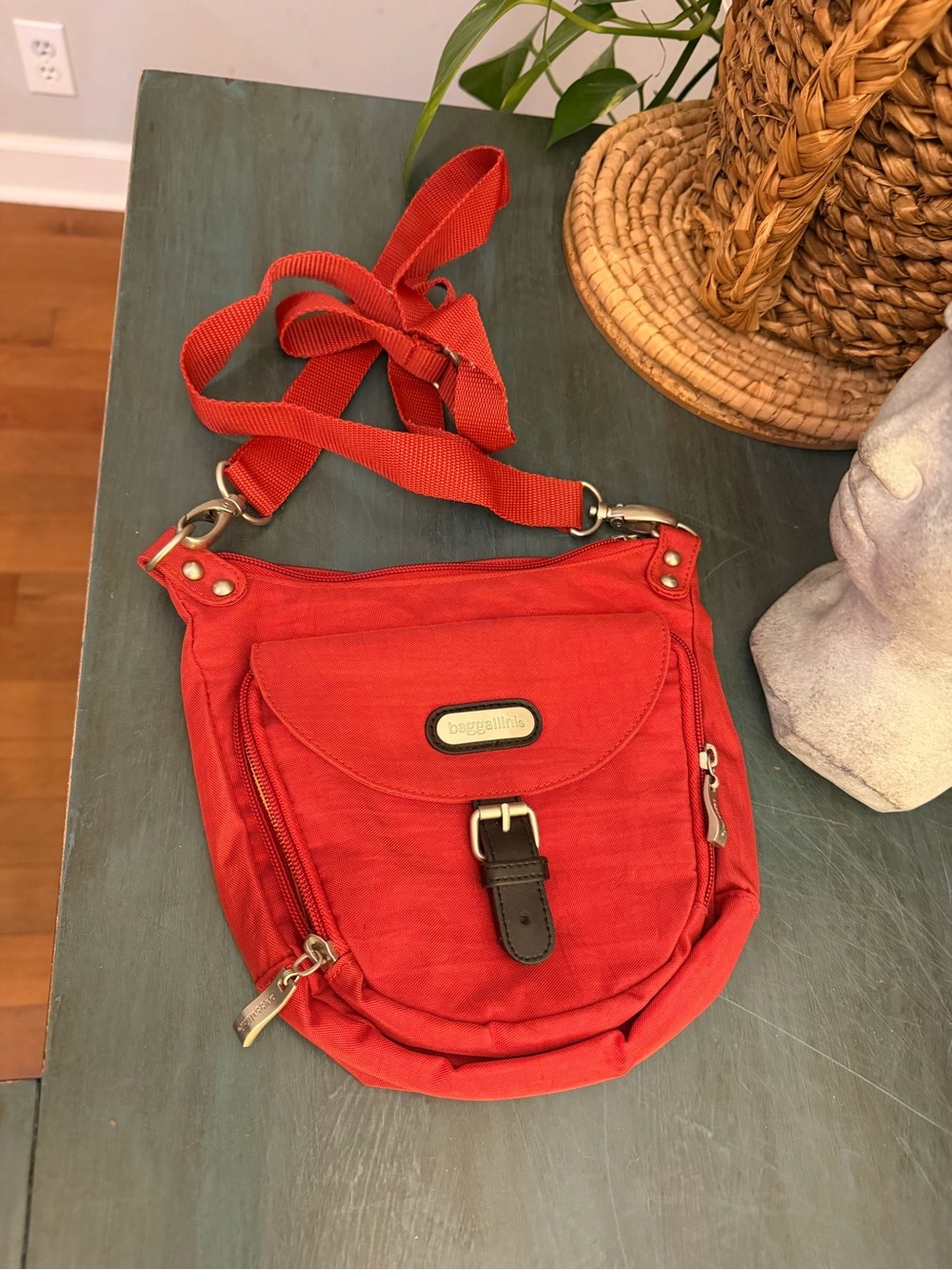 Baggallini Red Nylon Convertible Crossbody Belt Bag Travel Purse